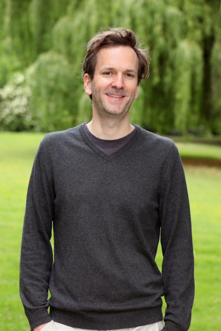 Dr. Christopher Baumann